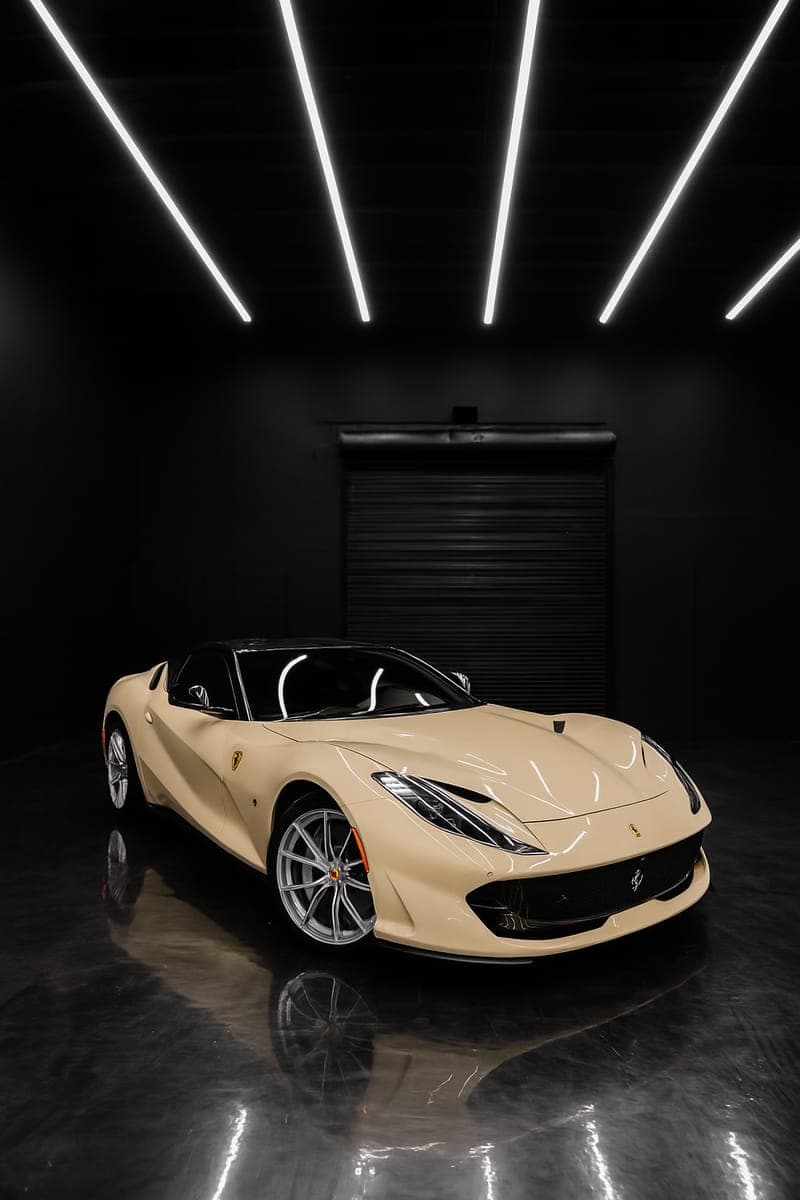 Ferrari 812 Superfast in Avorio (ivory)