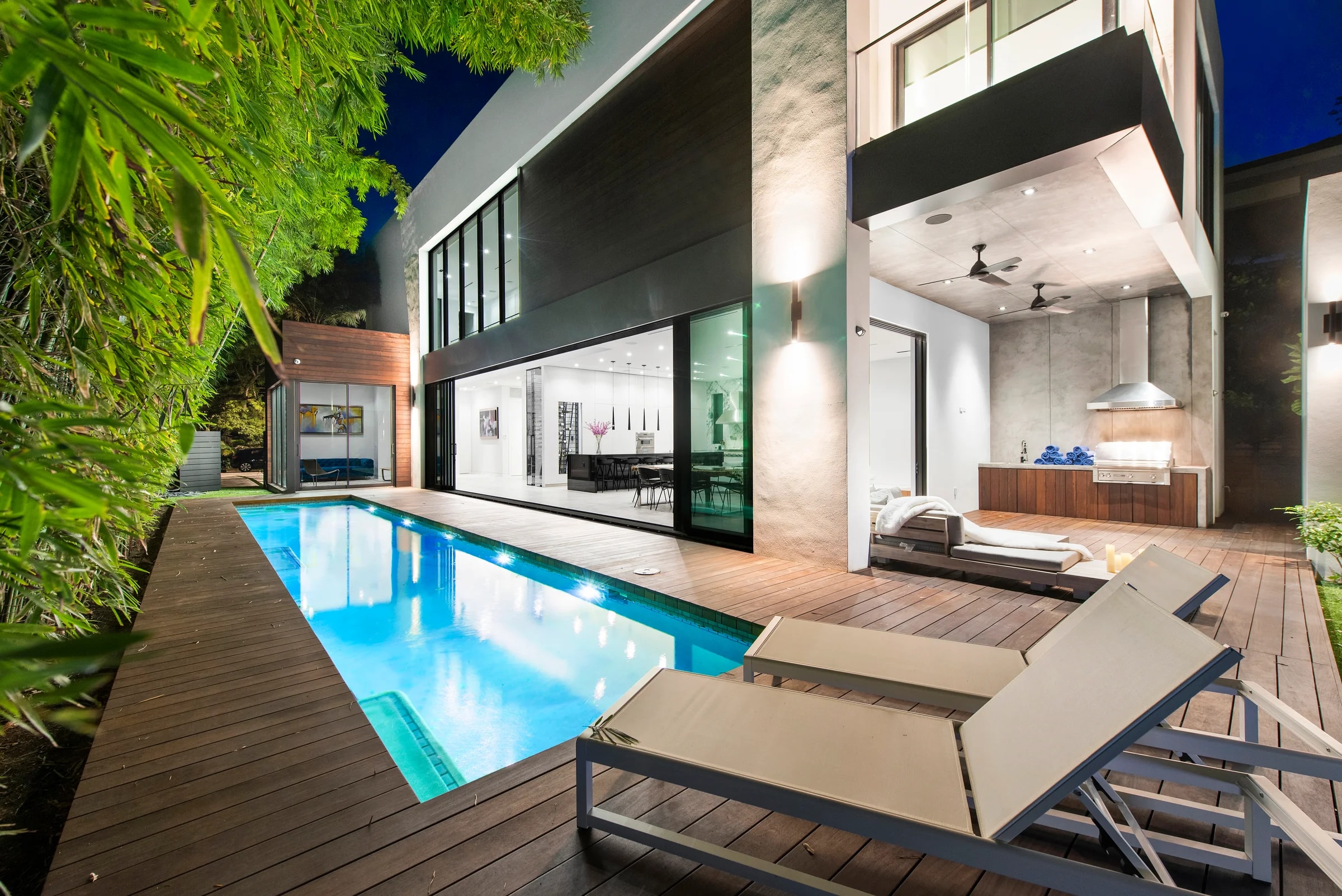Pool and covered terrace at Villa Balmain