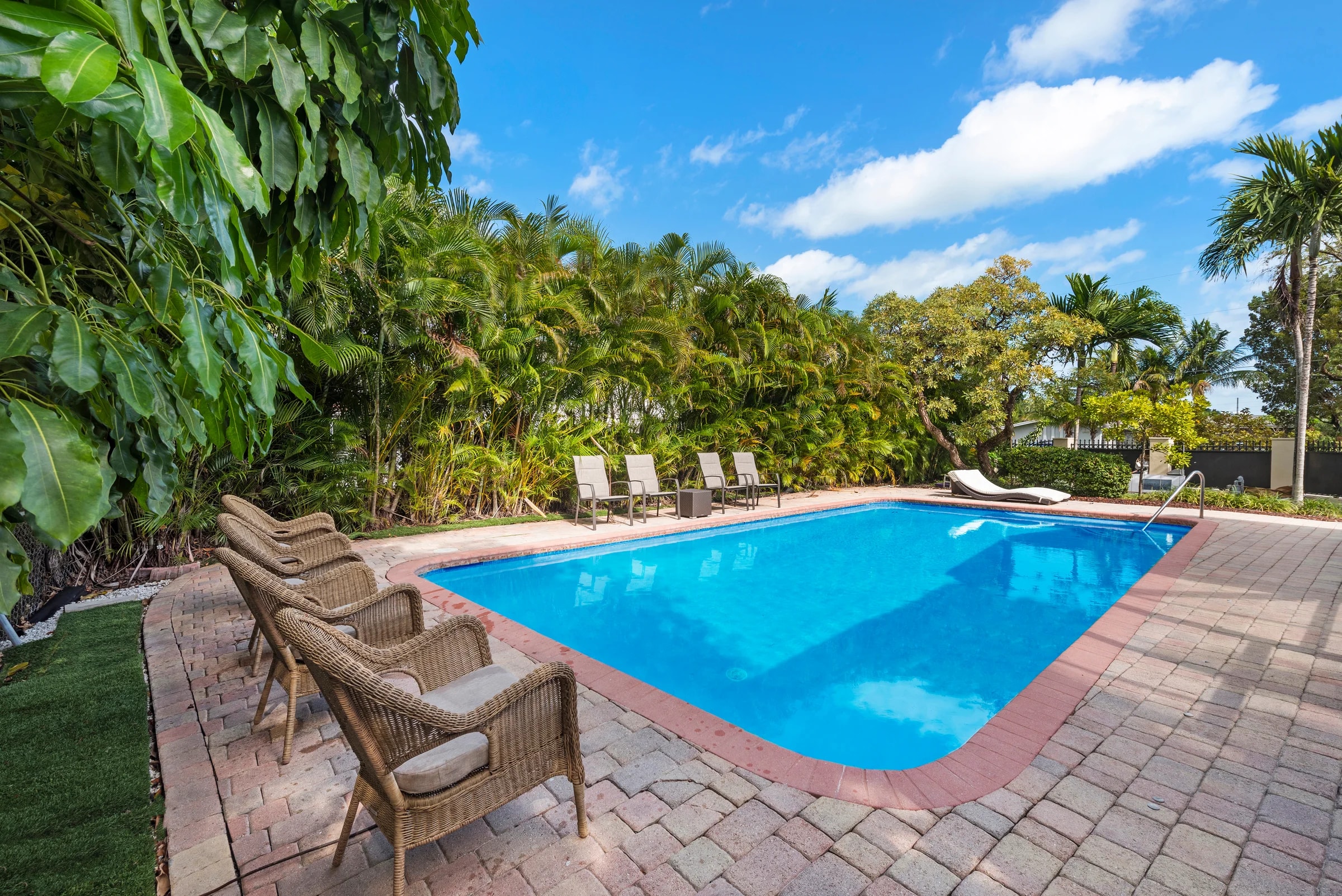 Pool and backyard at Villa Isola