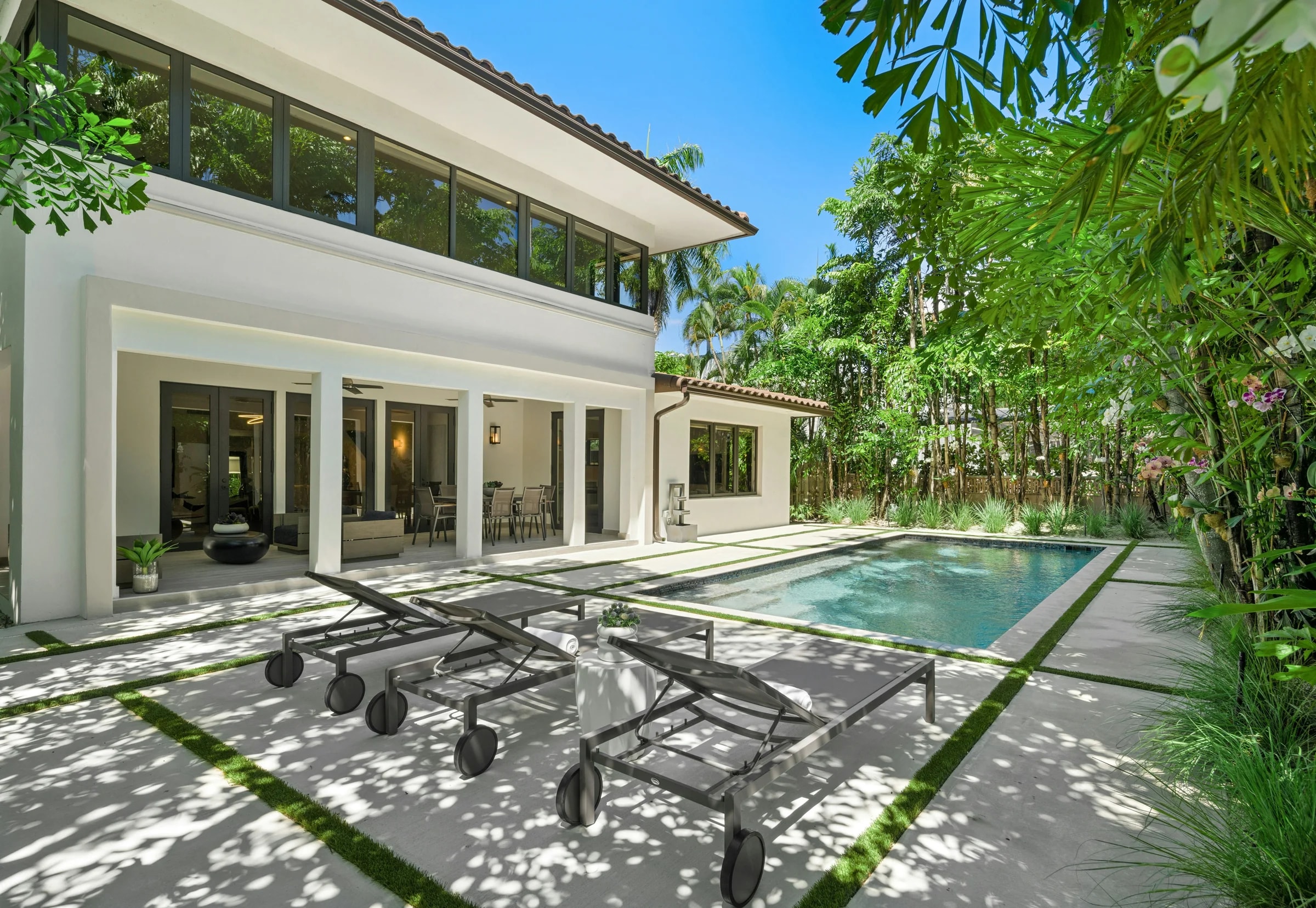 Pool and covered terrace at Villa Taja