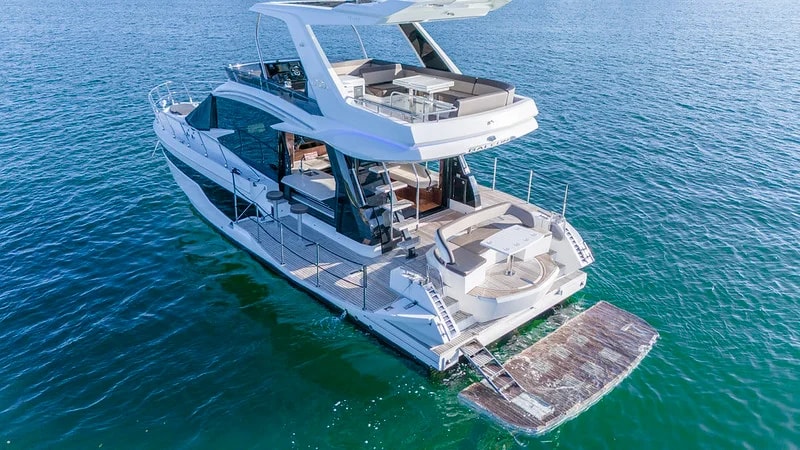 53 Galeon, photo 5