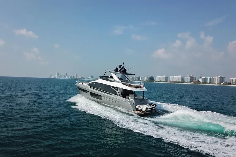 70 Azimut, photo 2
