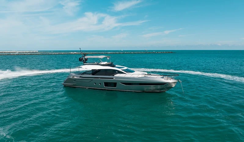 80 Azimut S8, photo 2
